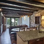 Apartaments Turistics Els Llacs