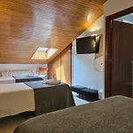 Hotel Les 7 Claus