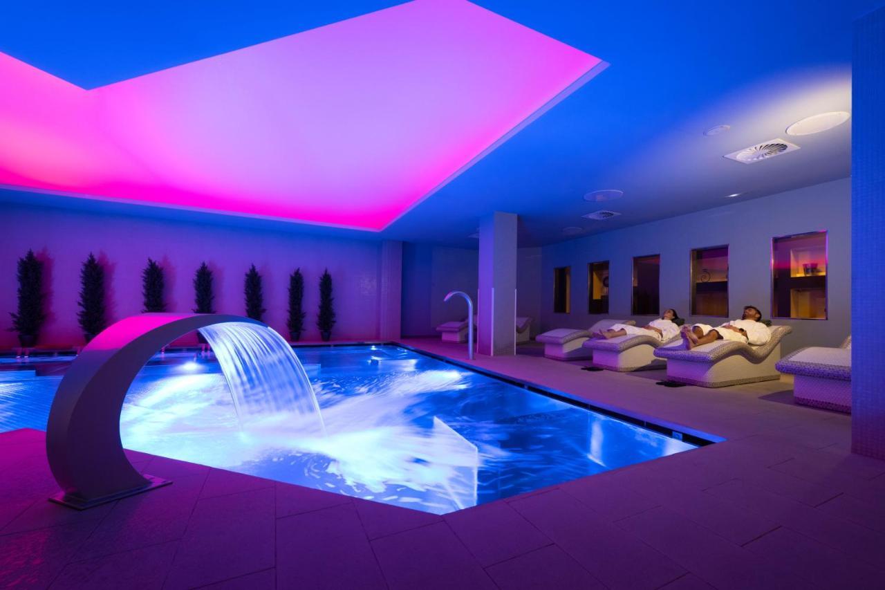 Grand Plaza & Wellness Hotel