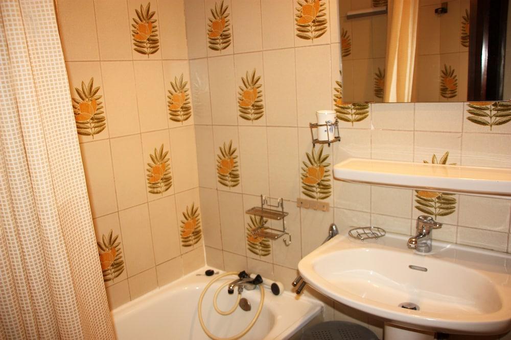 Apartament Pie De Pistas Mikka 3000 *