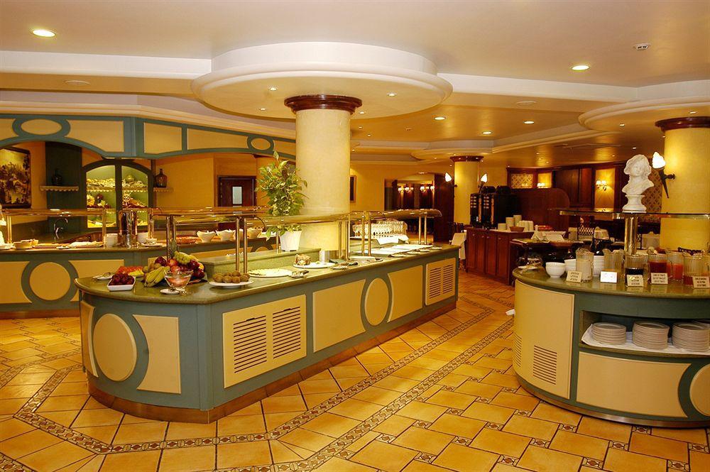 Mercure 4*