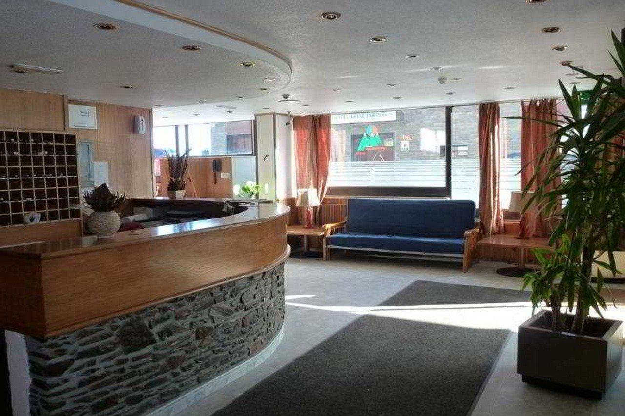 Crest Pas Apartment