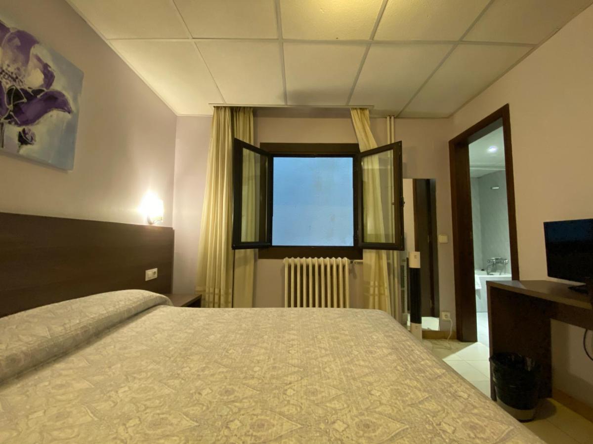 Somriu M28 Andorra la Vieja