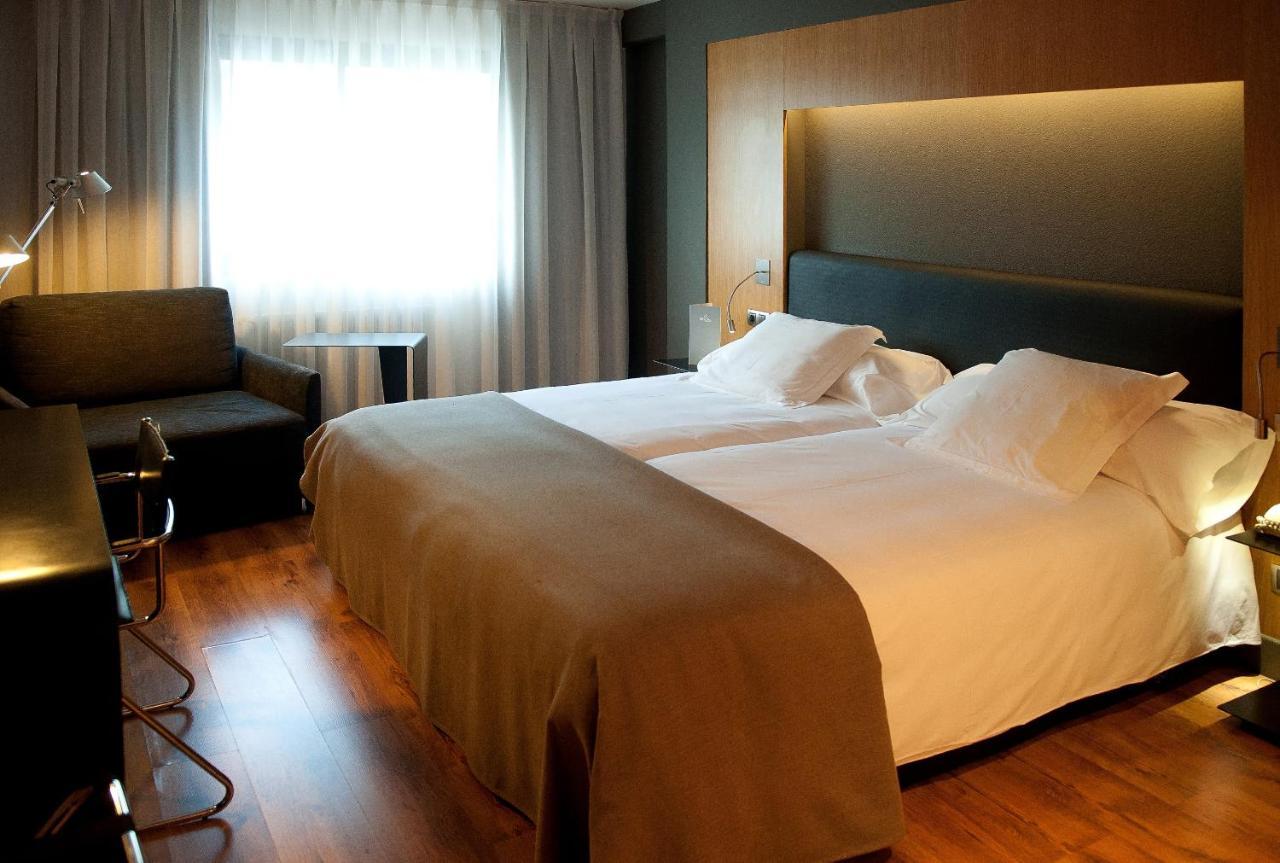 Hotel Roc Blanc & 4*