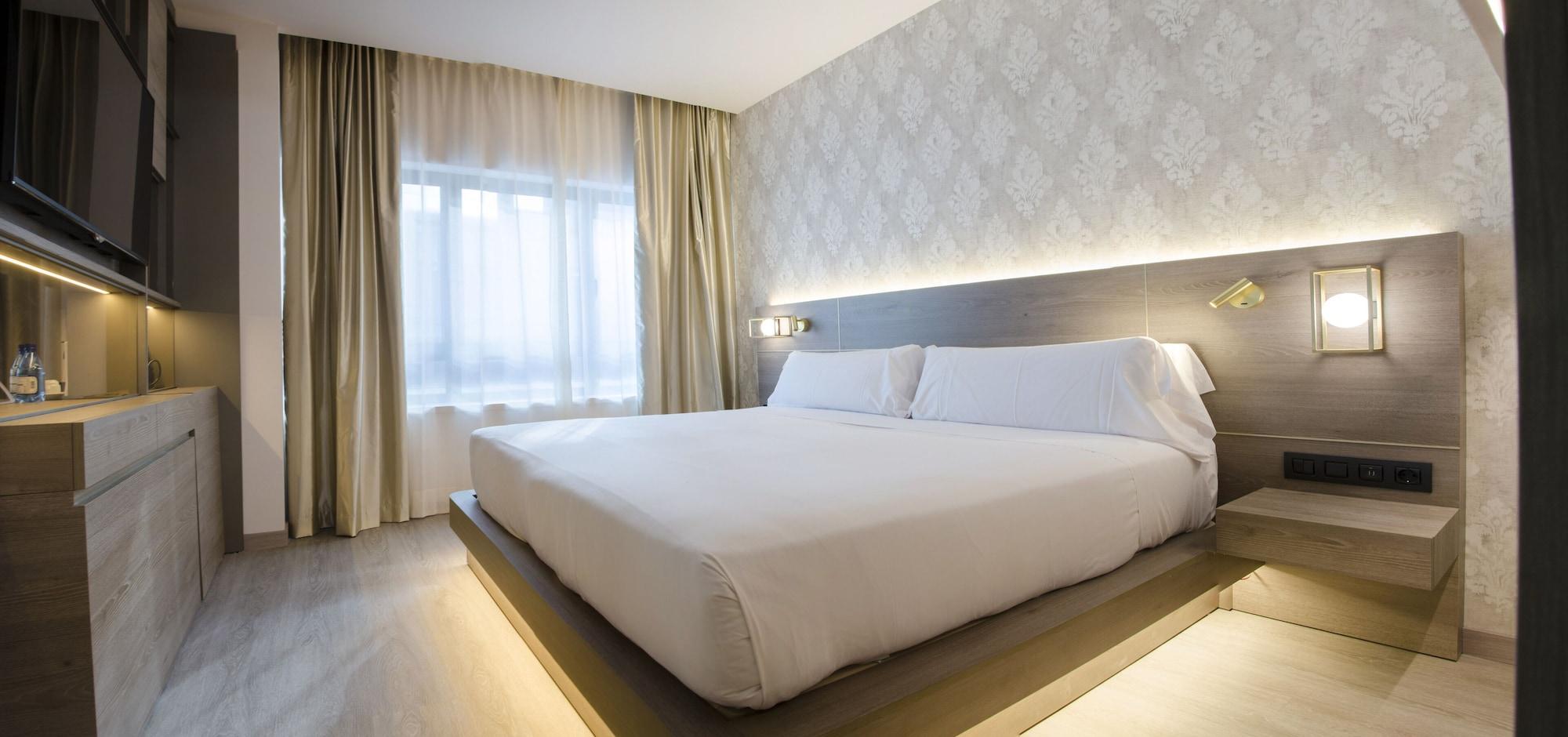 Hotel Grand Plaza & Wellness Andorra la Vieja