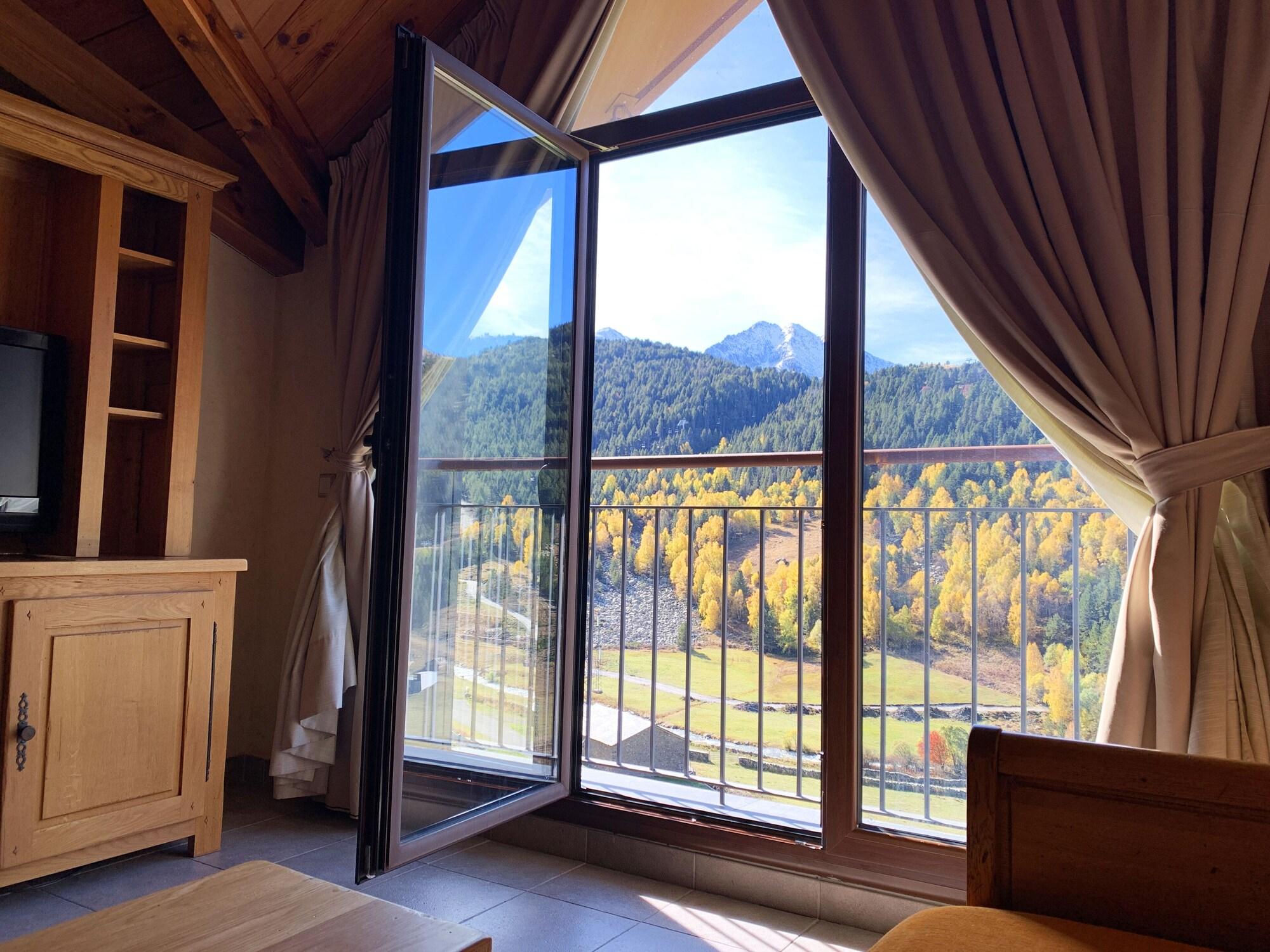 Apartment Apartaments Turistics Els Llacs