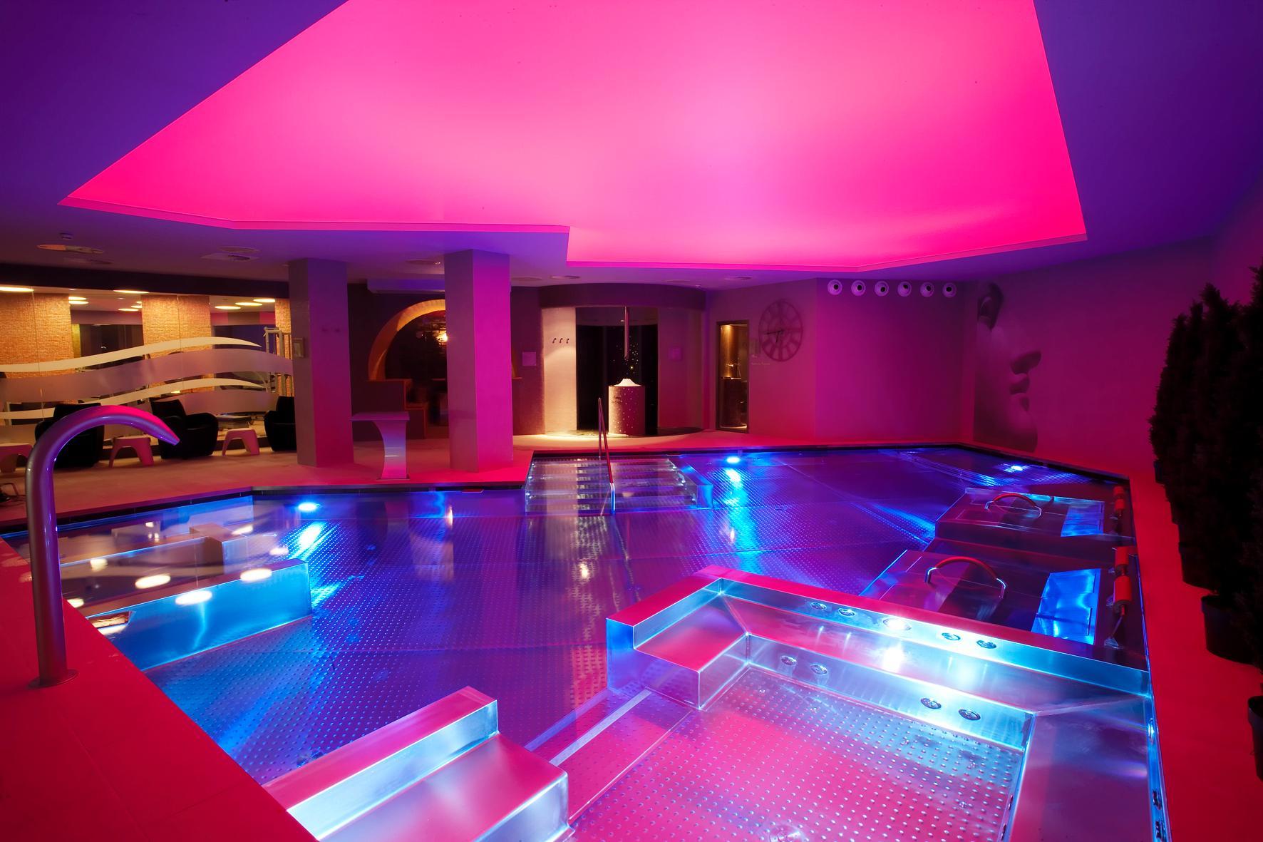 Hotel Grand Plaza & Wellness Andorra la Vieja