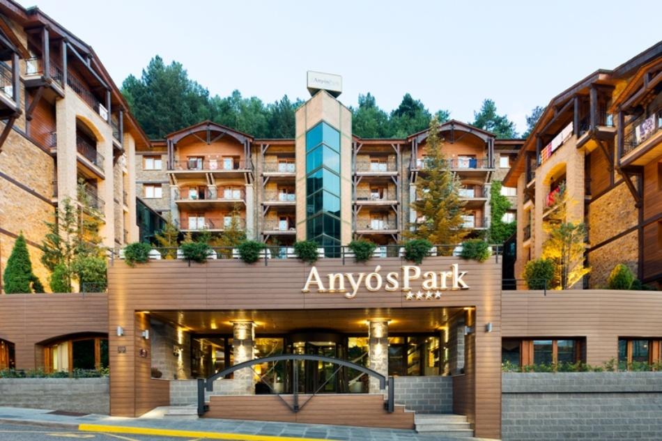Anyospark Mountain & Wellness Aparthotel 4*