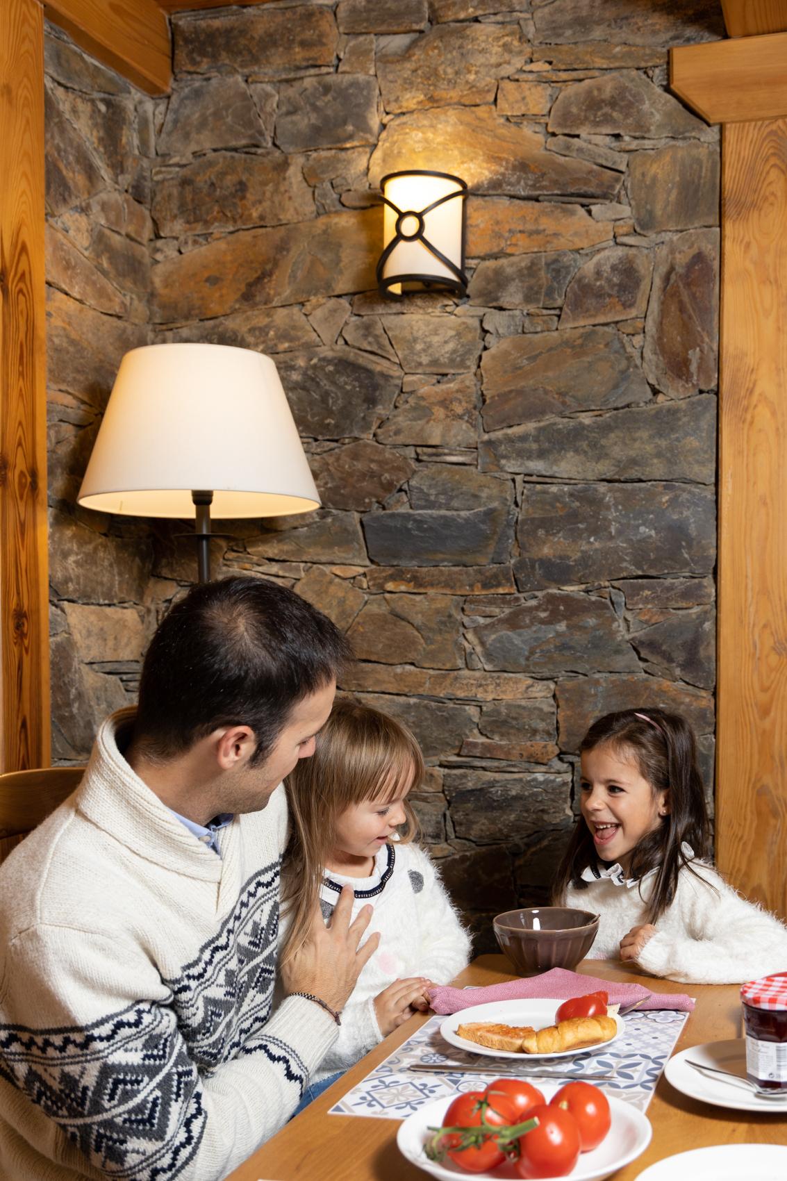 Apartaments Turistics Els Llacs Bordes d'Envalira