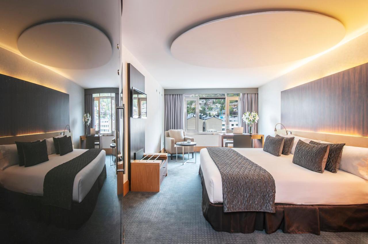Starc By Pierre & Premium Hotel