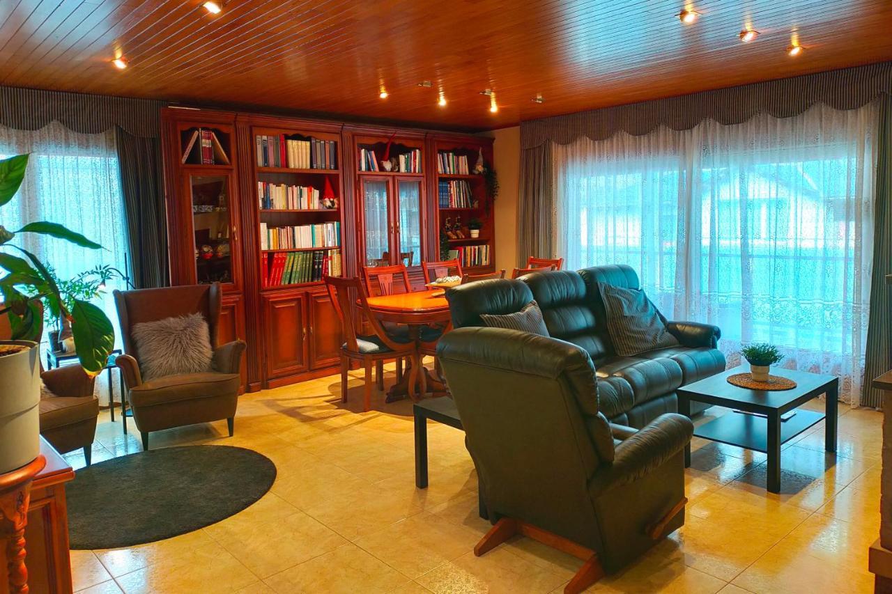 Amplio Atico Con Terraza En Andorra Centro Apartamento *