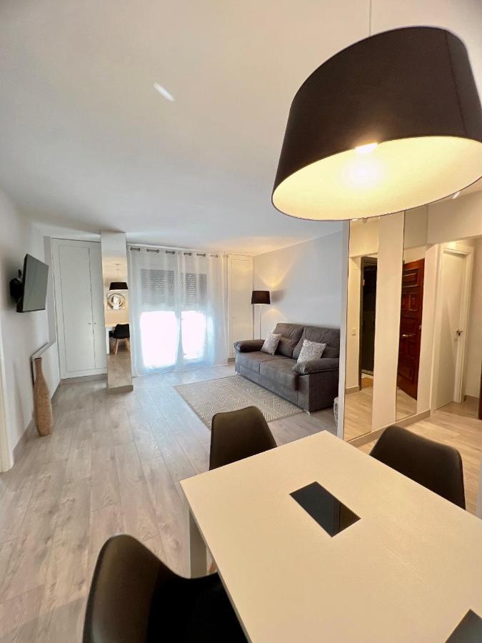 Confort Consuegra Sauna Apartment *