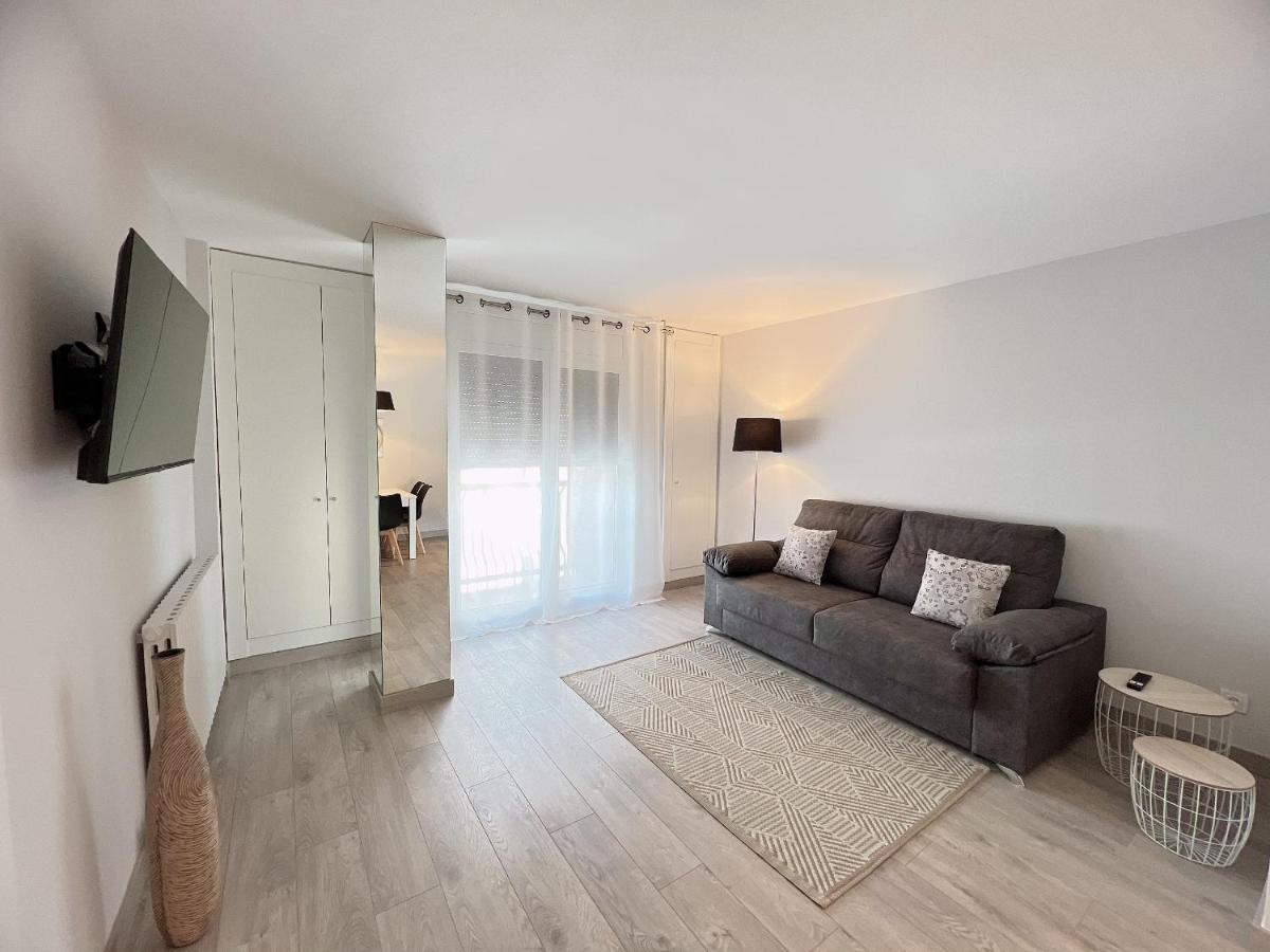 Confort Consuegra Sauna Apartment *