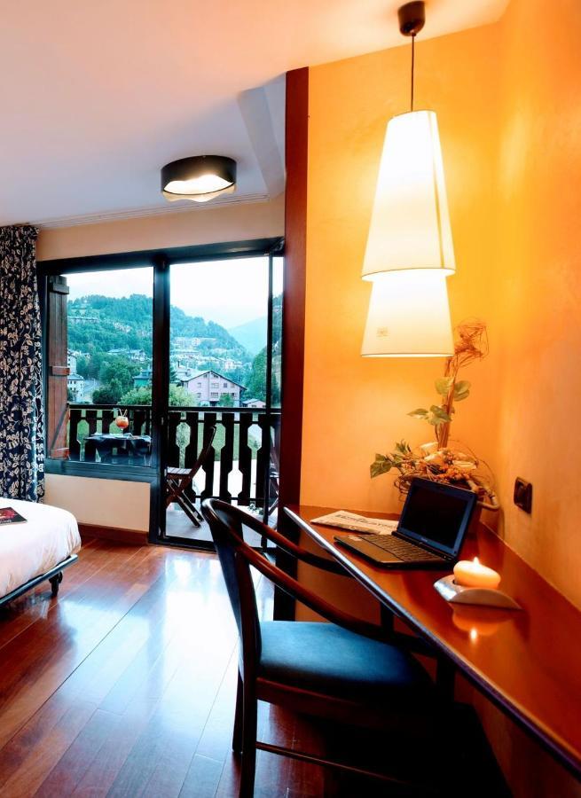Coma Hotel