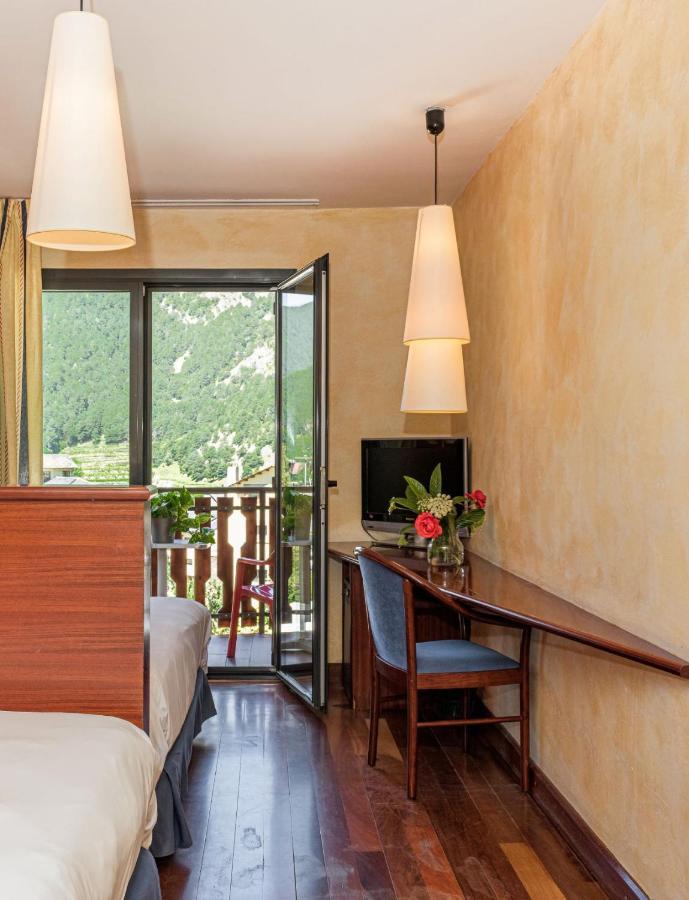 Coma Hotel