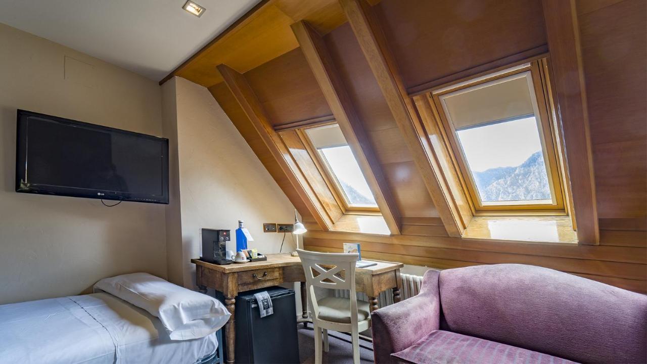 Roc Blanc & Andorra la Vella