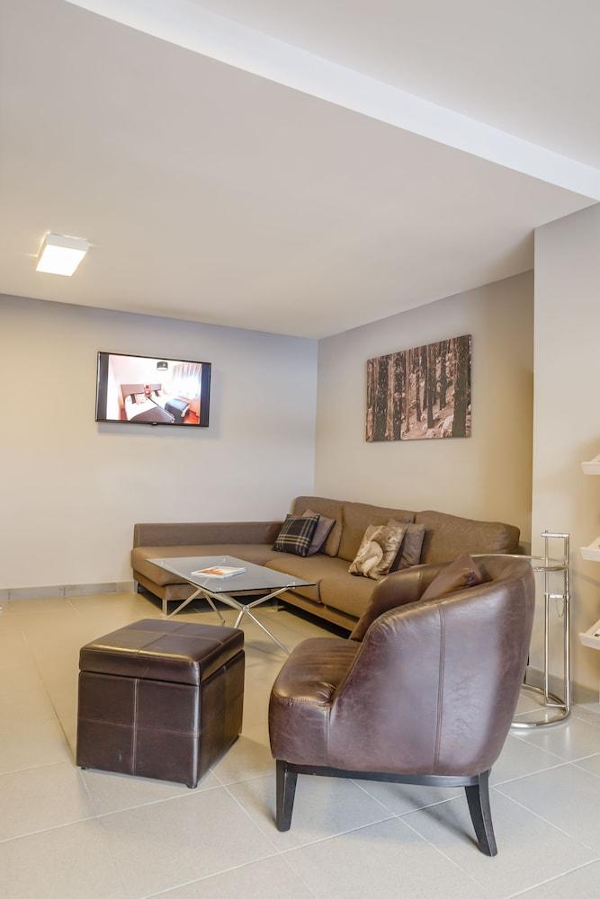 Pierre & Andorra Apartment *