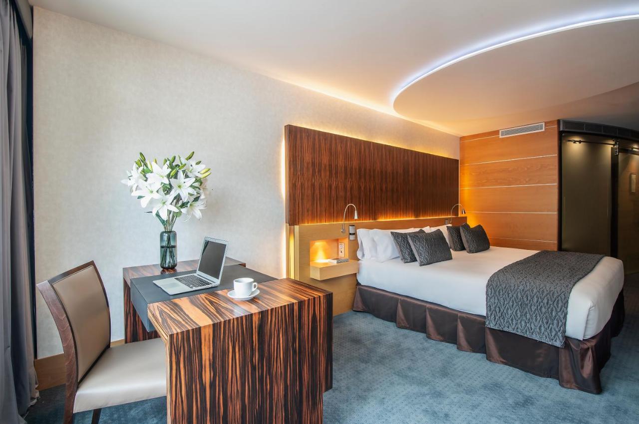 Starc By Pierre & Premium 4*