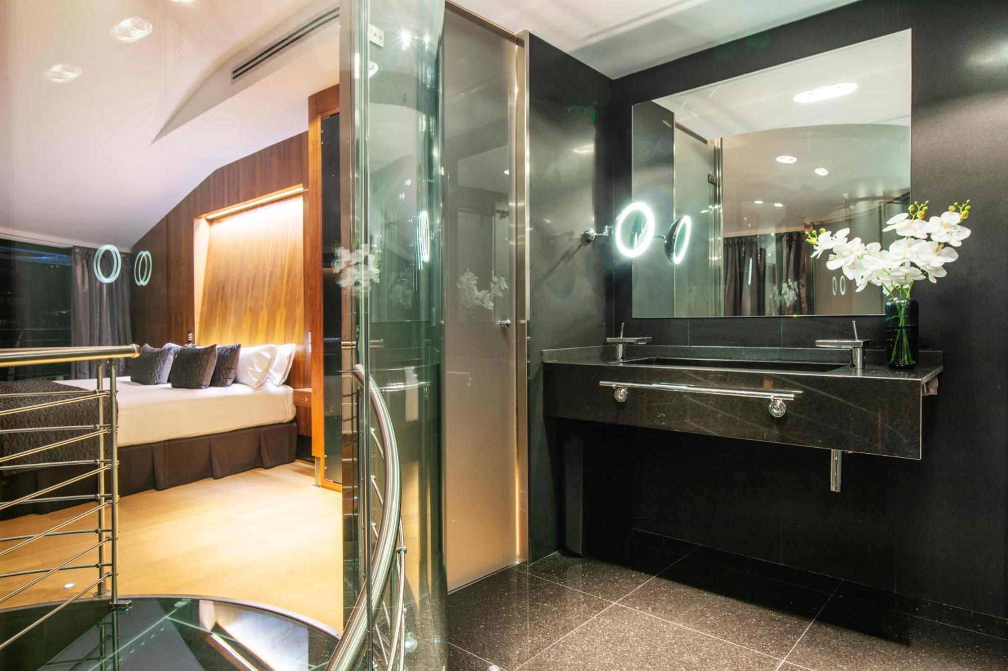 Starc By Pierre & Premium