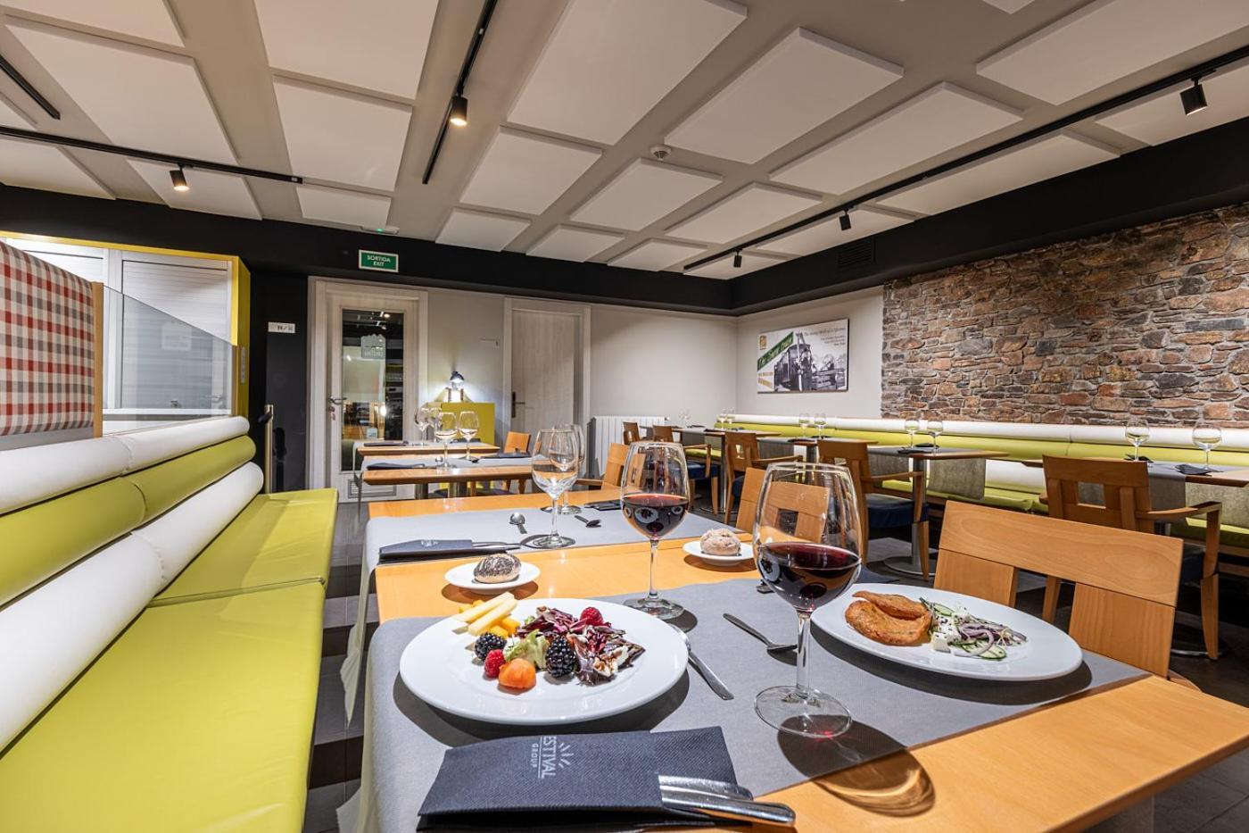 Hotel Cristina 3*