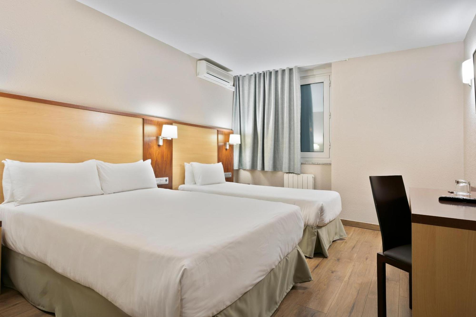 Center Hotel 4*