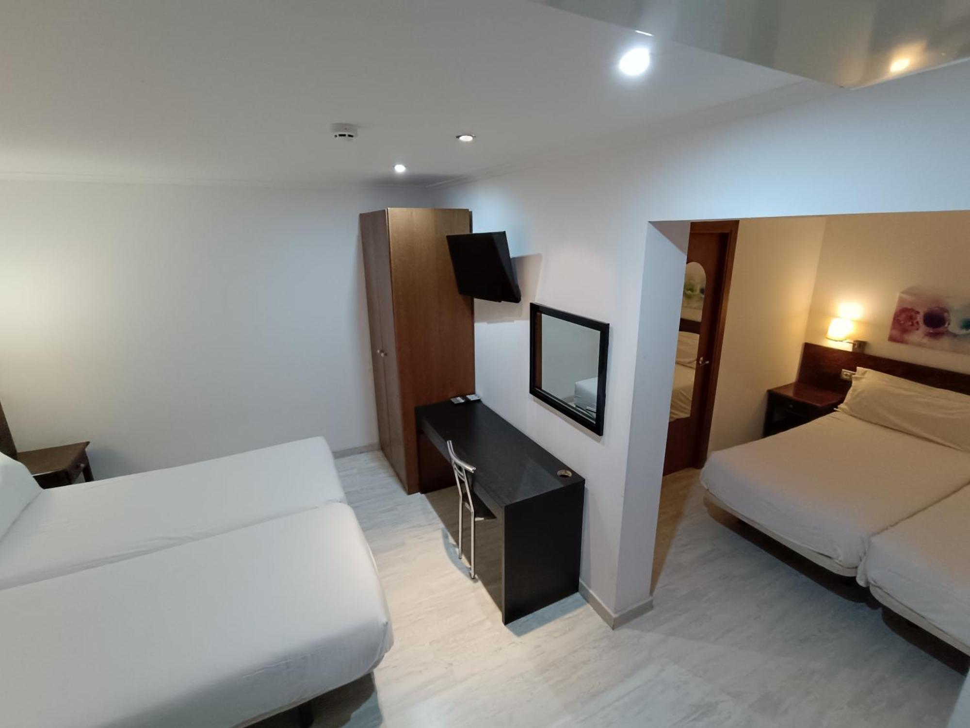 Aston 3* Andorra la Vieja