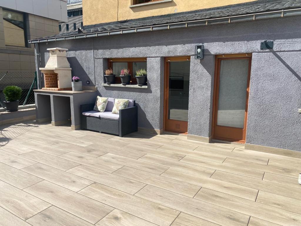 Amplio Atico Con Terraza En Andorra Centro Les Escaldes