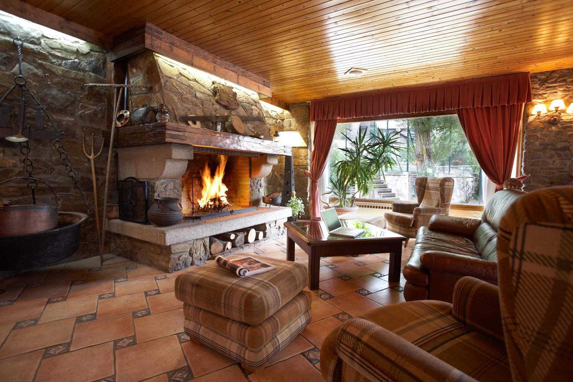 Coma Hotel 3*