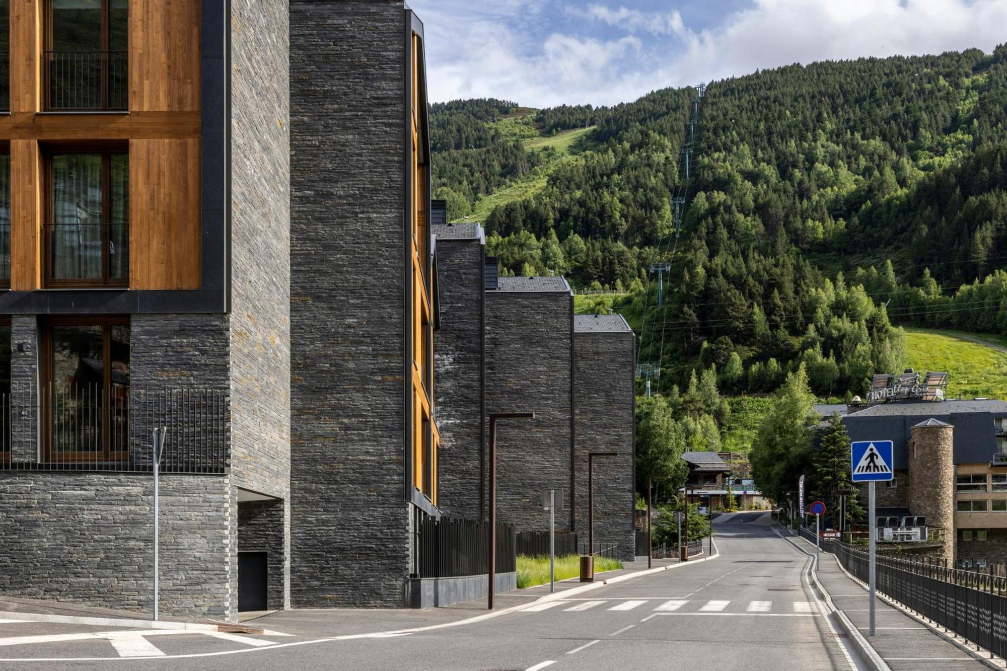 Un Diamante De Montana L A Pie De Pistas De Esqui - Gimnasio - Sauna - Piscina L 8pax L By Bonesvacances El Tarter