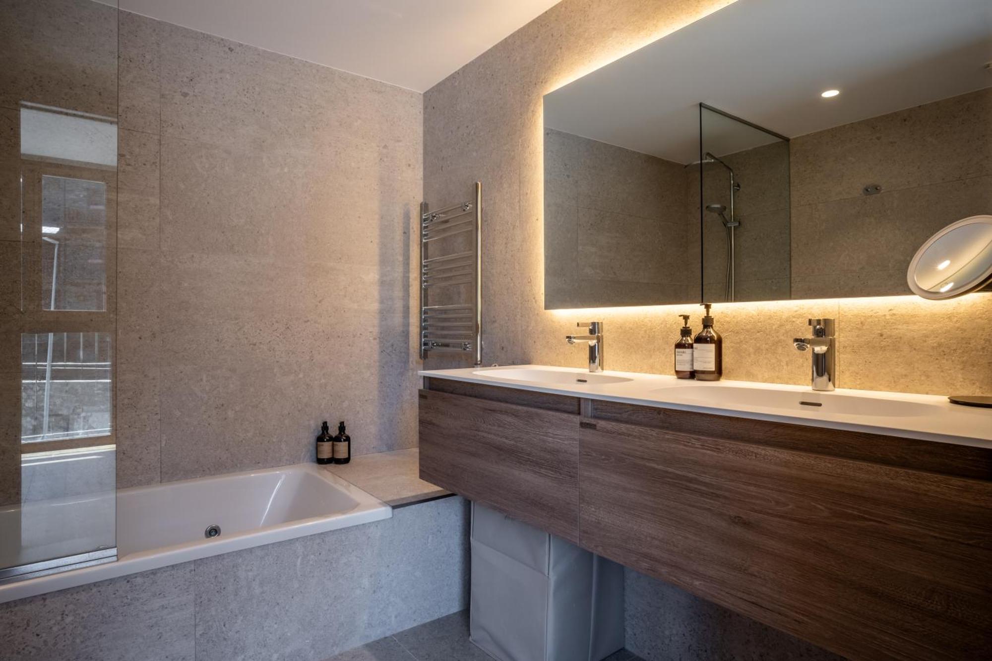 Isard Homes By Select Apartamento *
