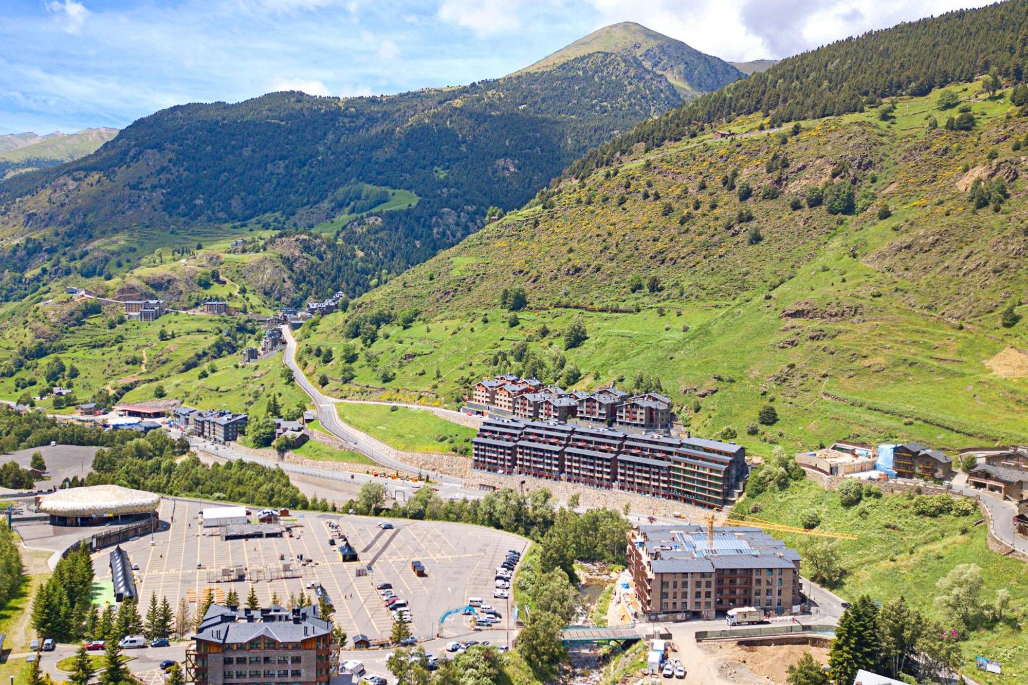 - Happy Apartament El Tarter