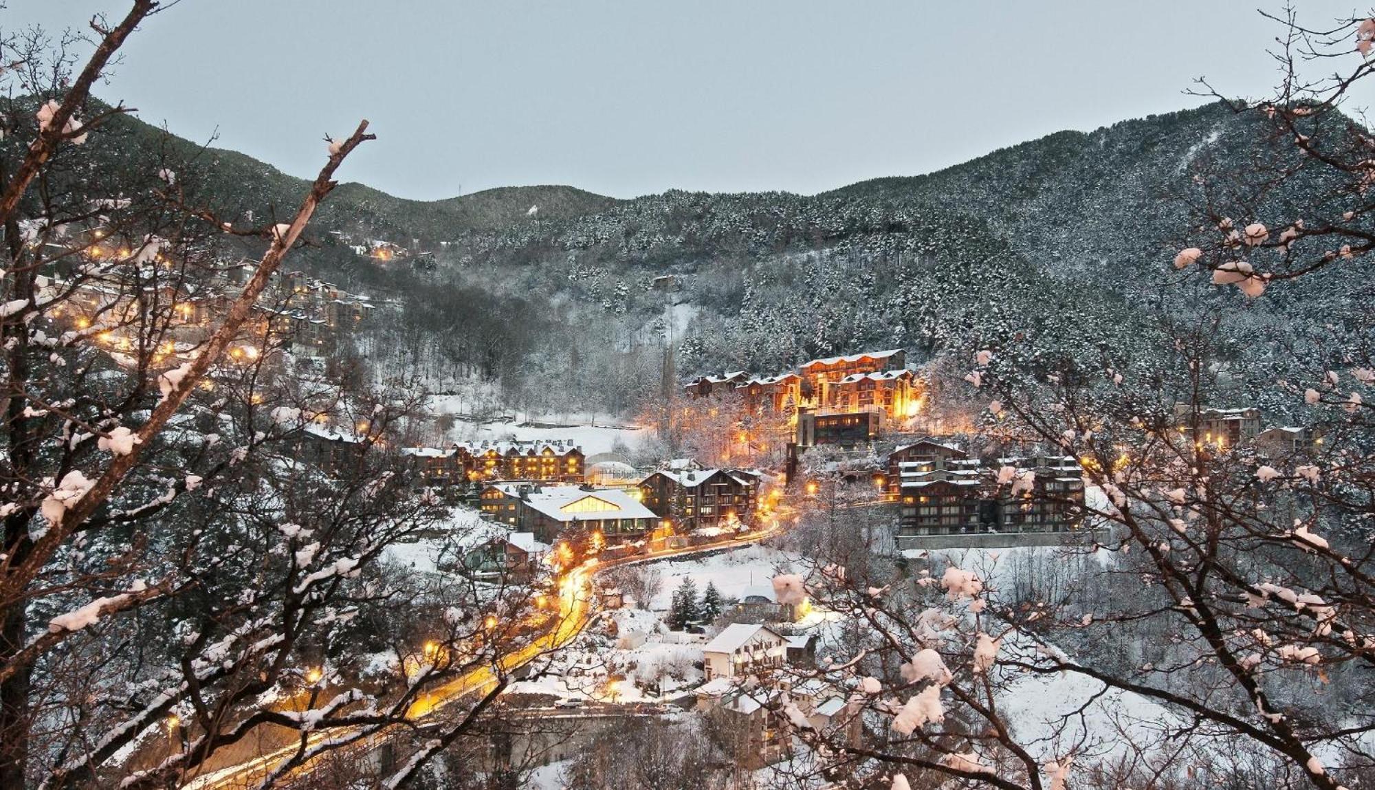 Anyospark Mountain & Wellness 4*