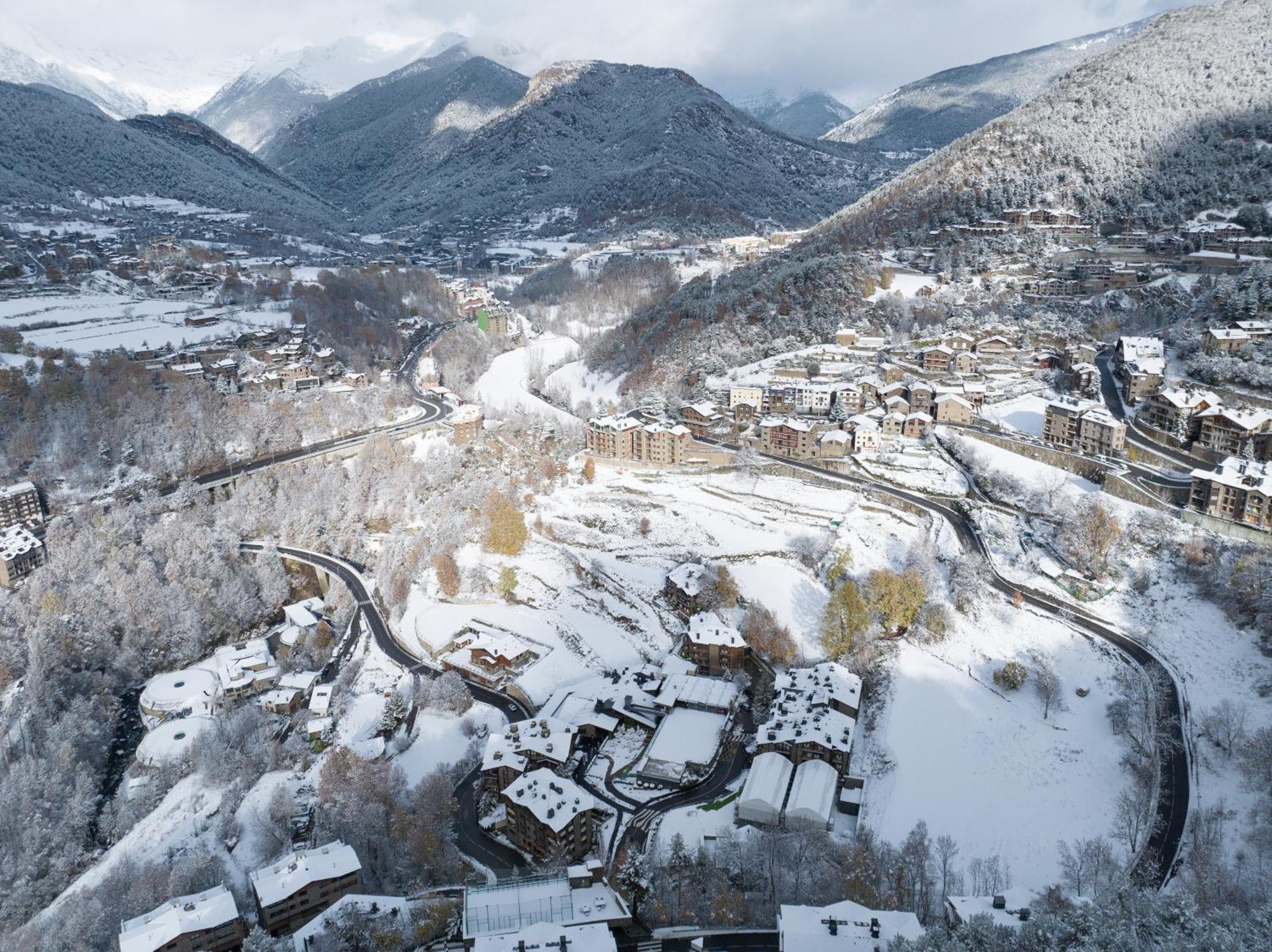 Anyospark Mountain & Wellness 4*