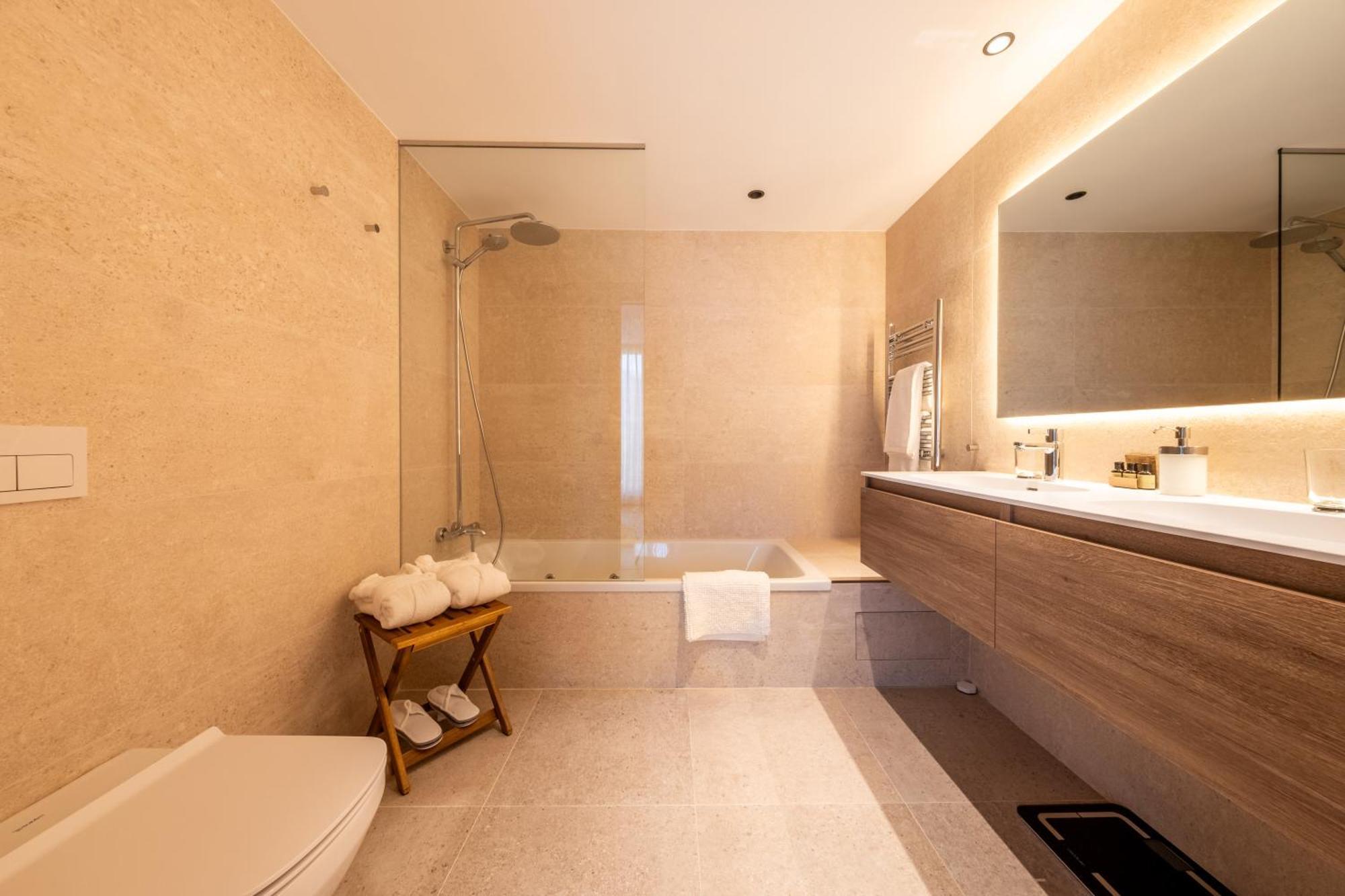 Apartament Isard Homes & By Select *