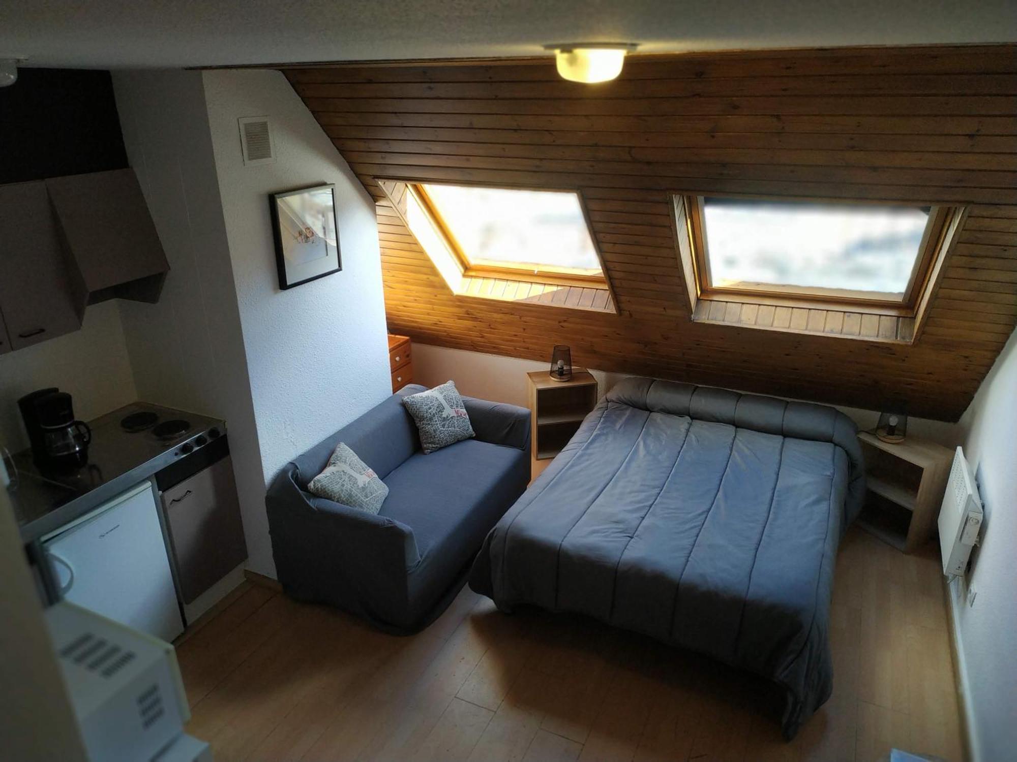 Solaris Apartment