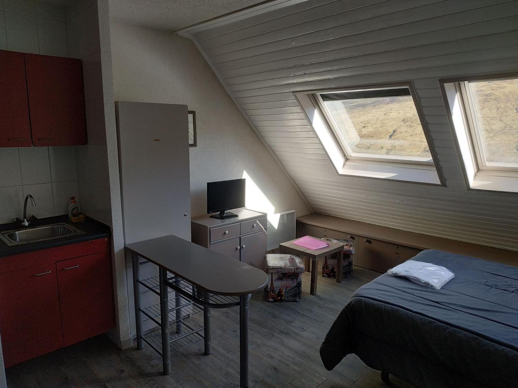 Solaris Apartment *