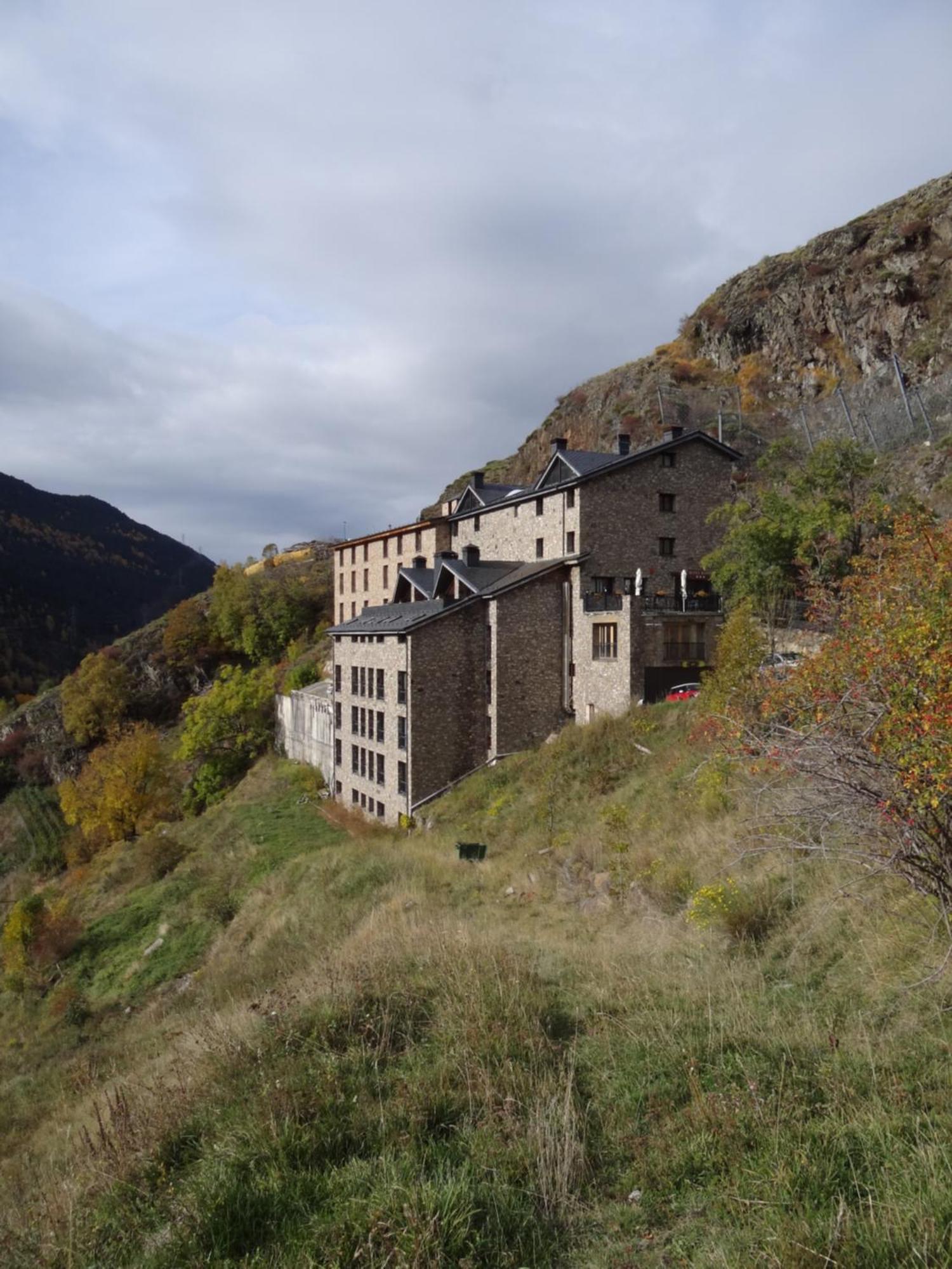 Ransol Hotel