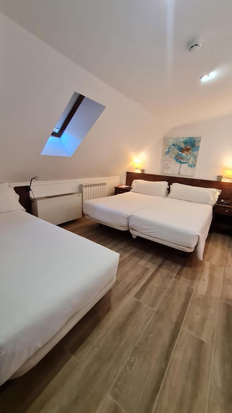 Hotel Aston