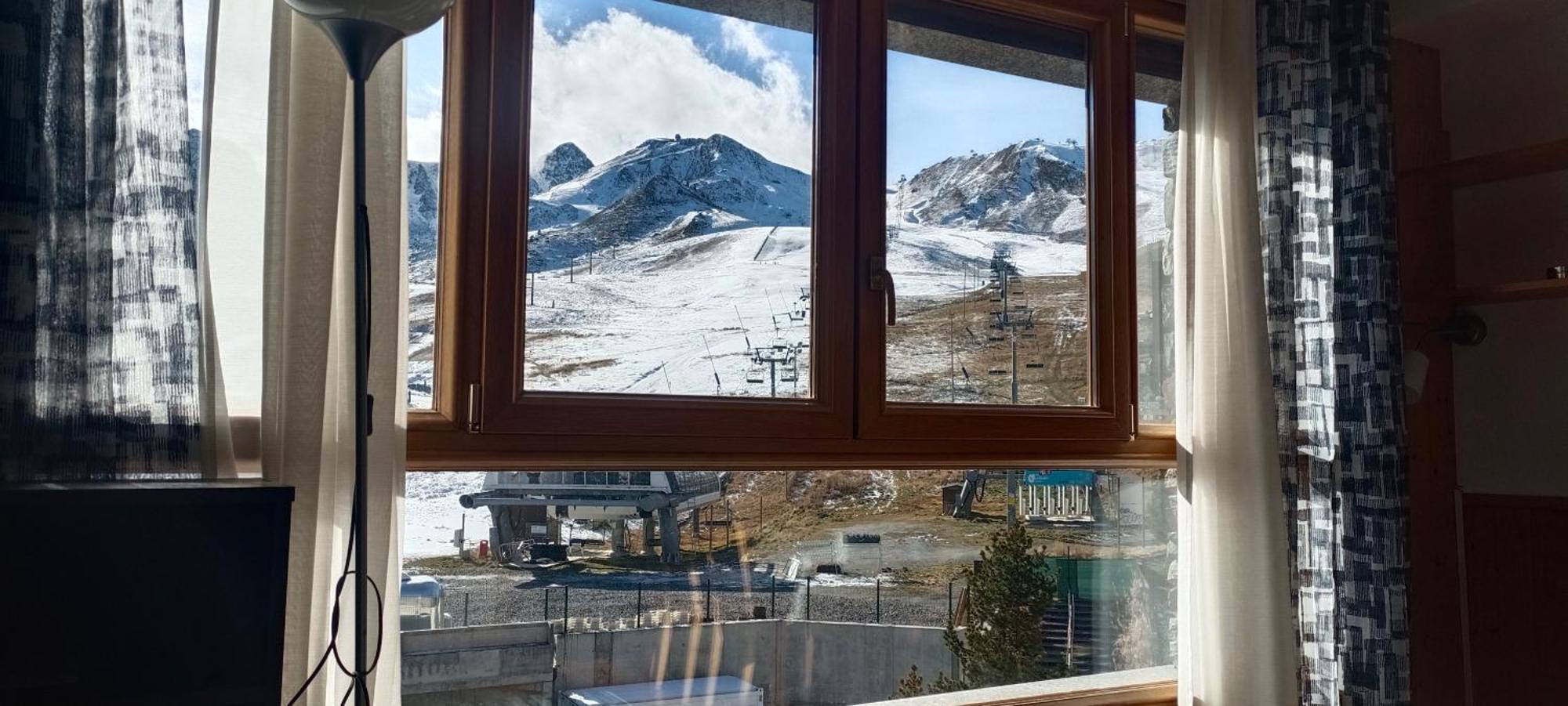 A Pie De Pistas Con Parking Privado Apartament *