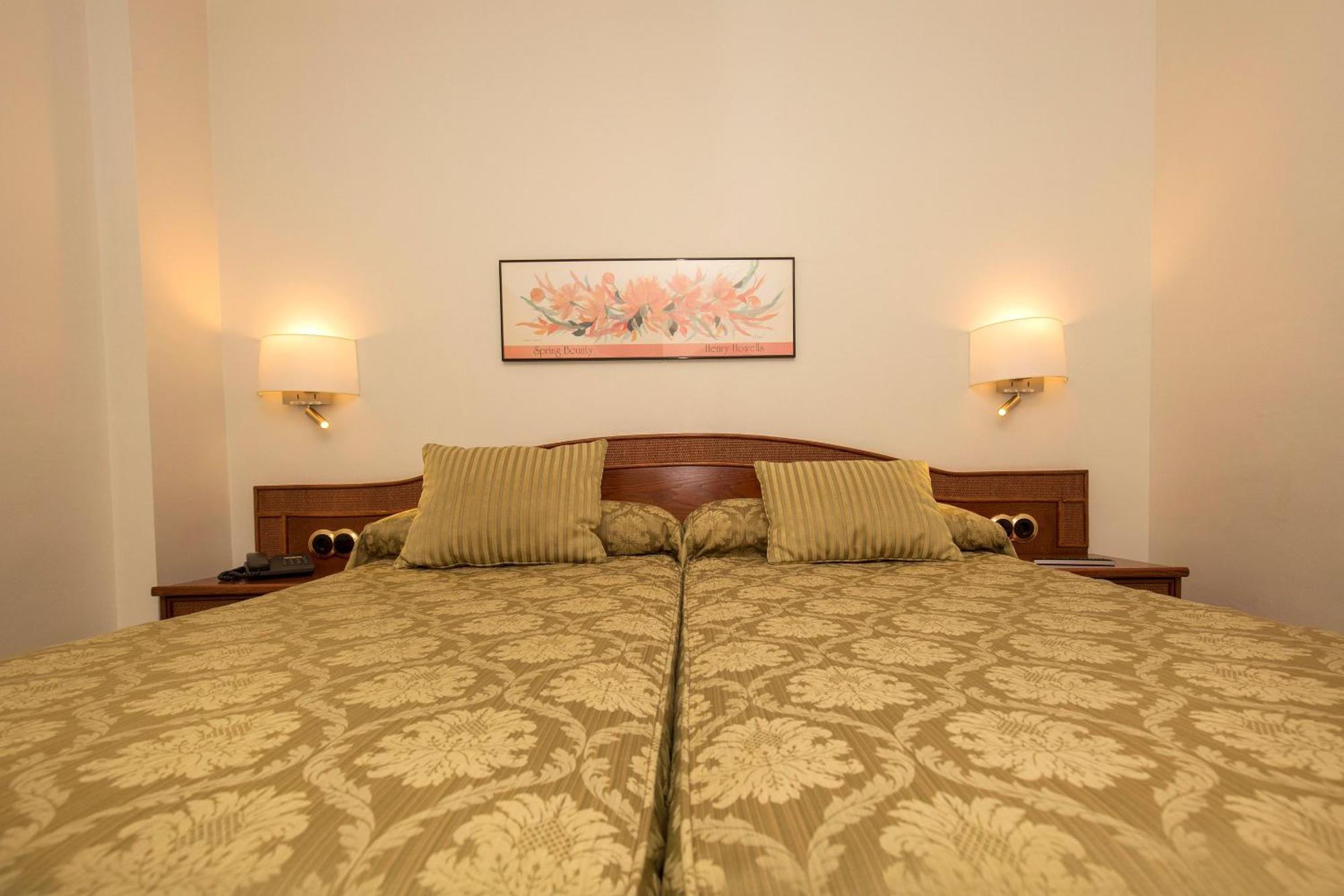 Cervol Hotel