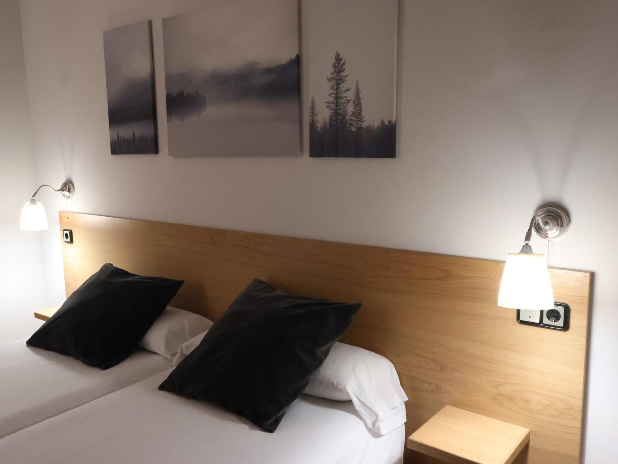 El Serch Aparthotel 3*
