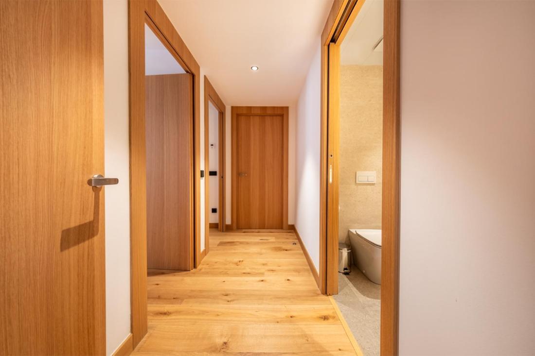 Apartament Isard Homes & By Select