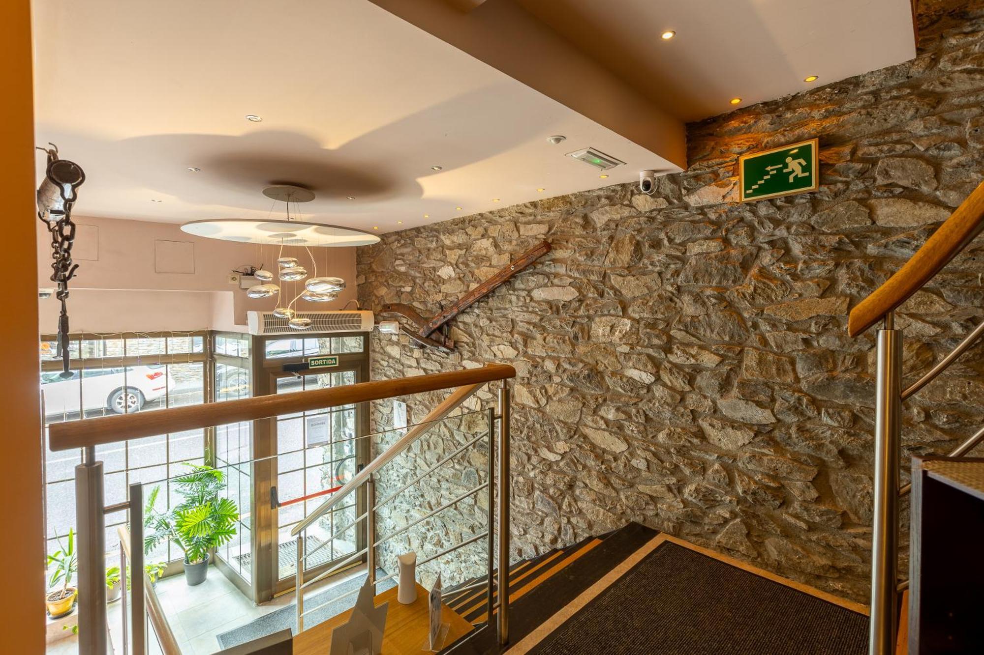 Hotel Micolau 2*