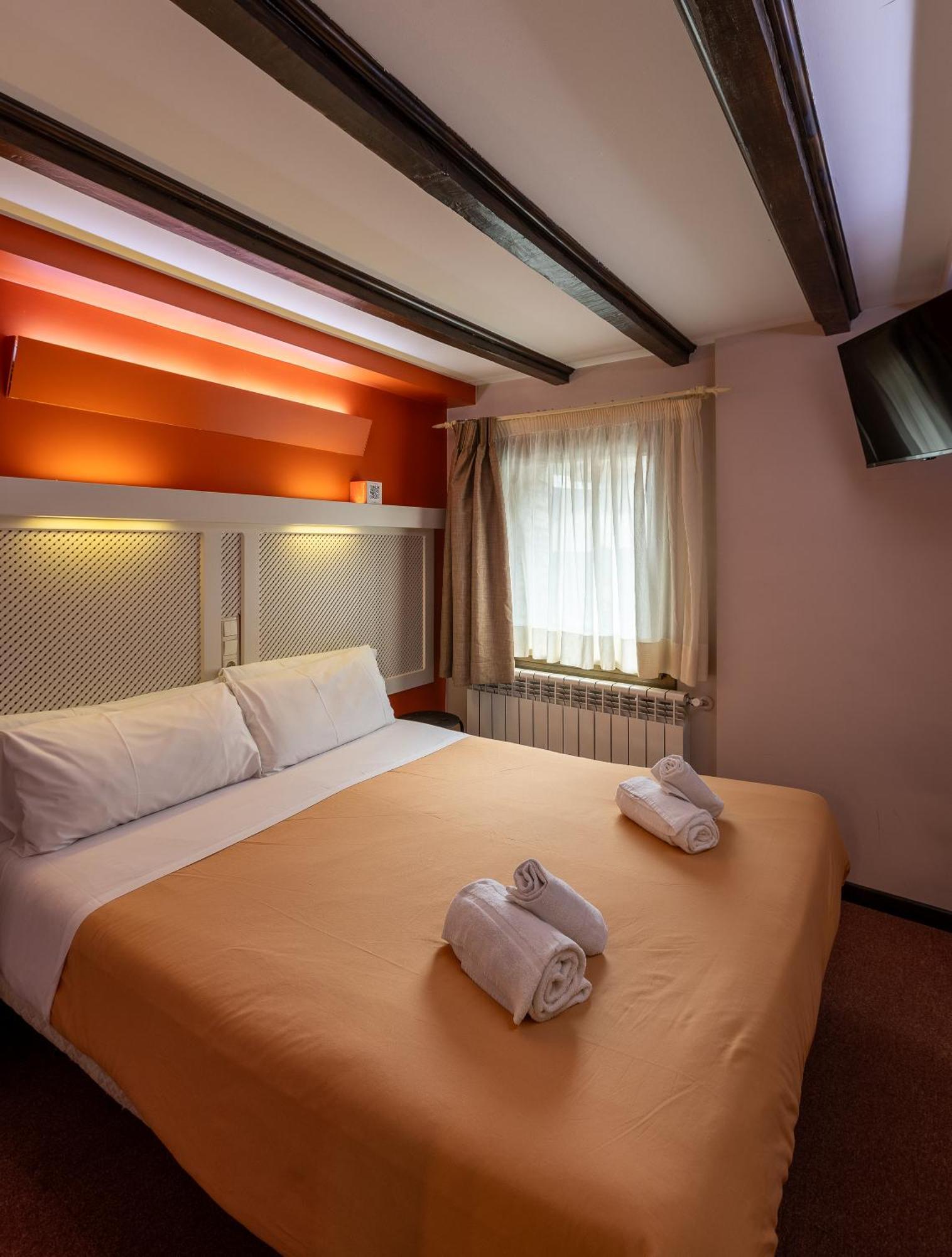 Hotel Micolau 2*