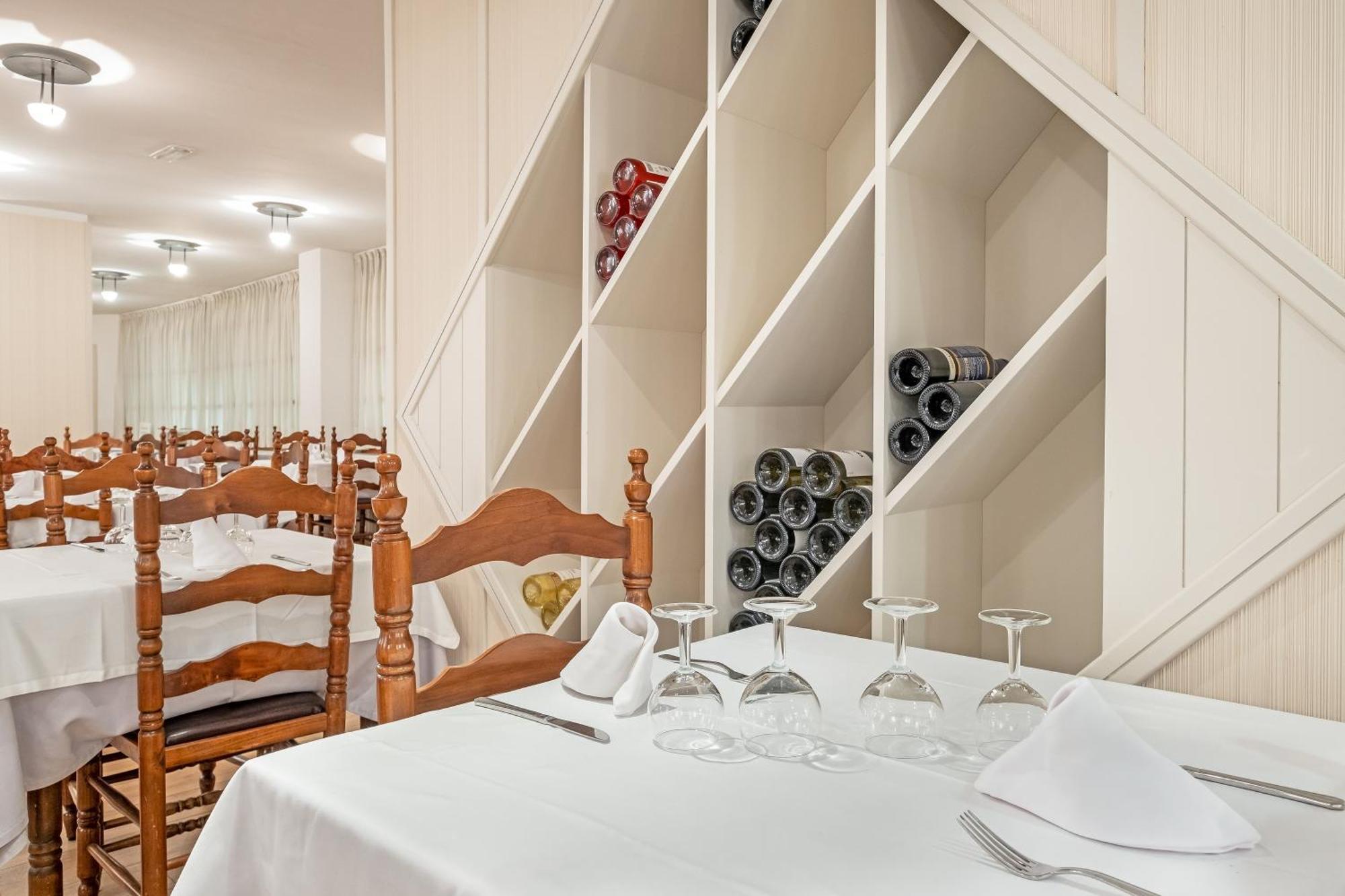 Hotel Montecarlo 2*