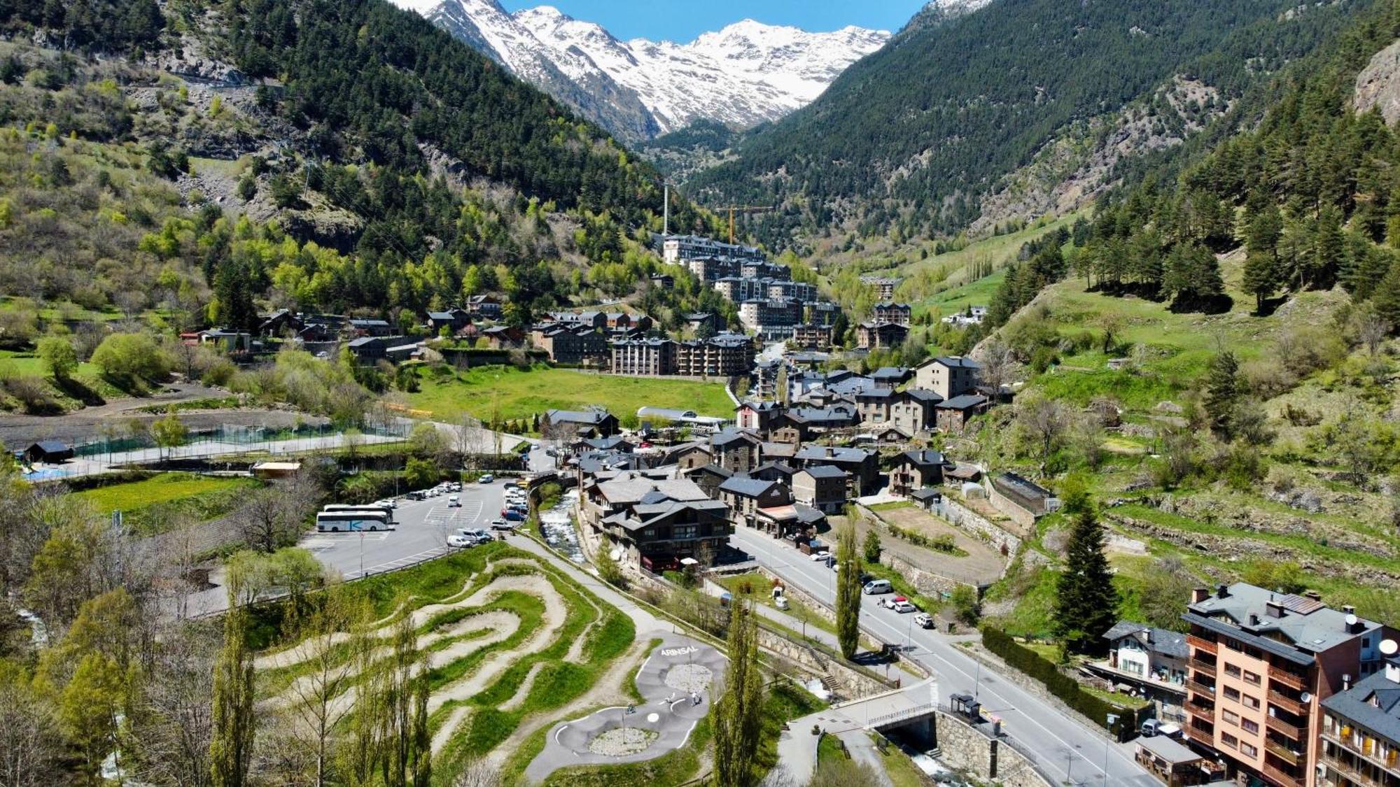 Micolau Hotel