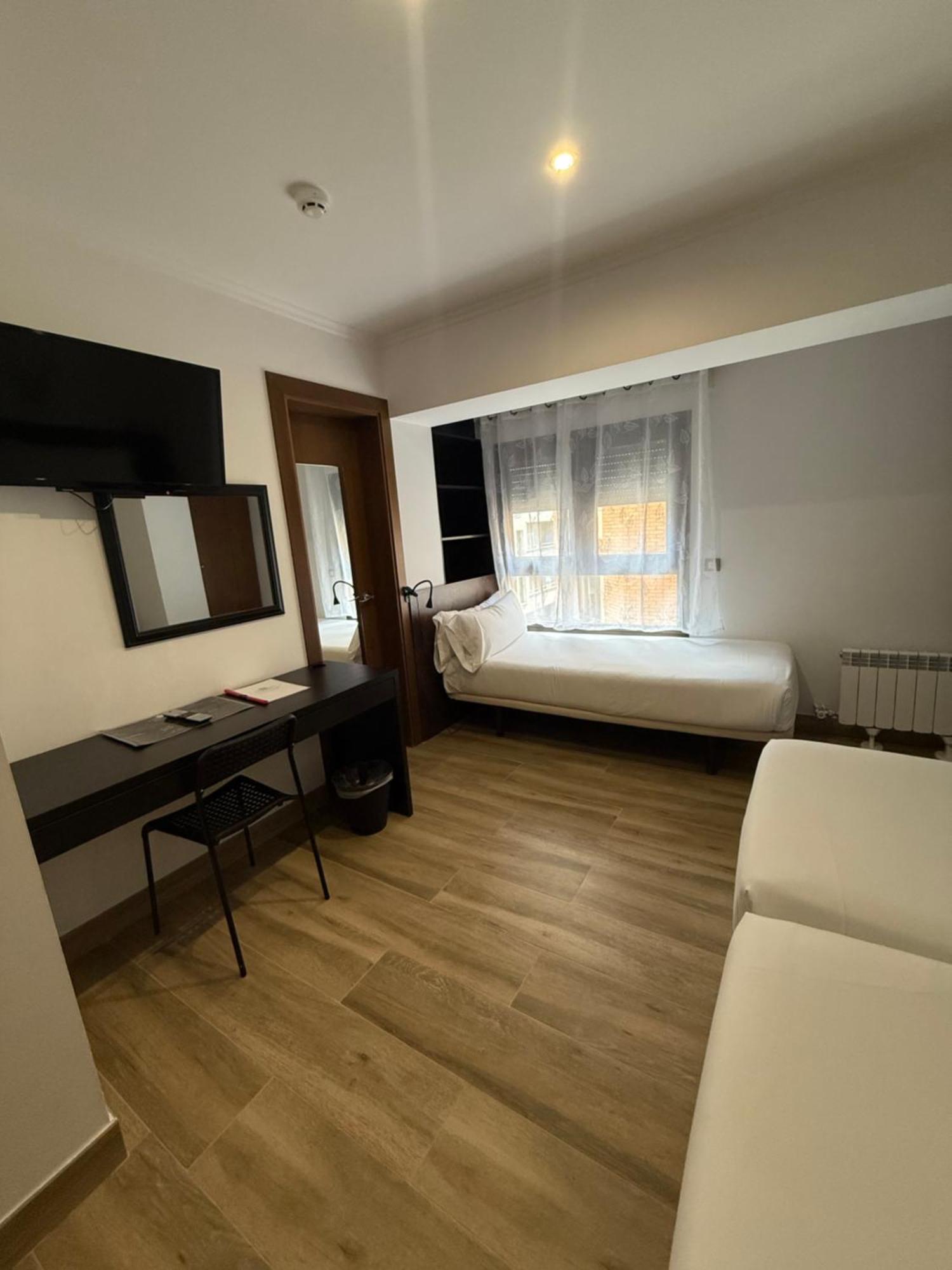 Aston 3* Andorra la Vieja