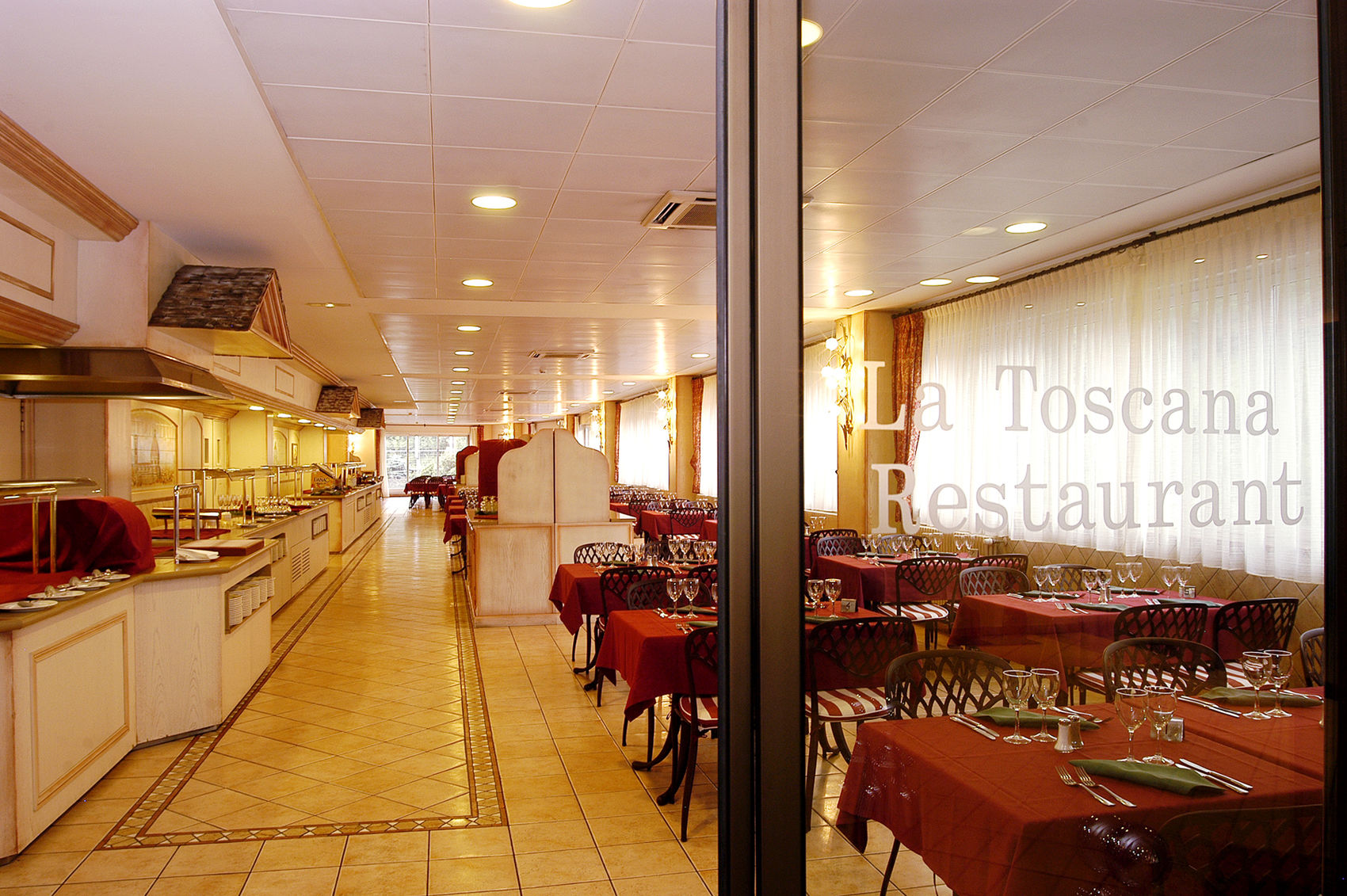 Tropical 4*
