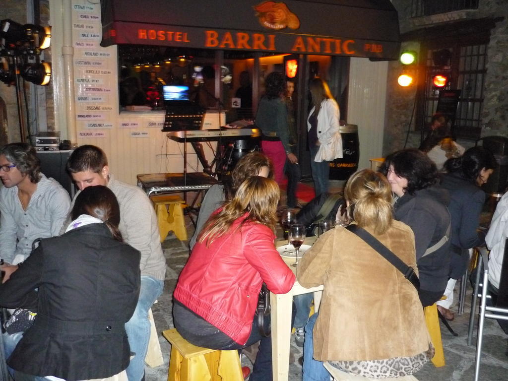 Pensión Barri Antic & Pub Andorra la Vieja