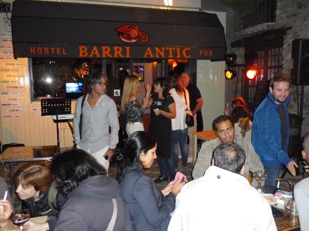 Pensión Barri Antic & Pub 2*